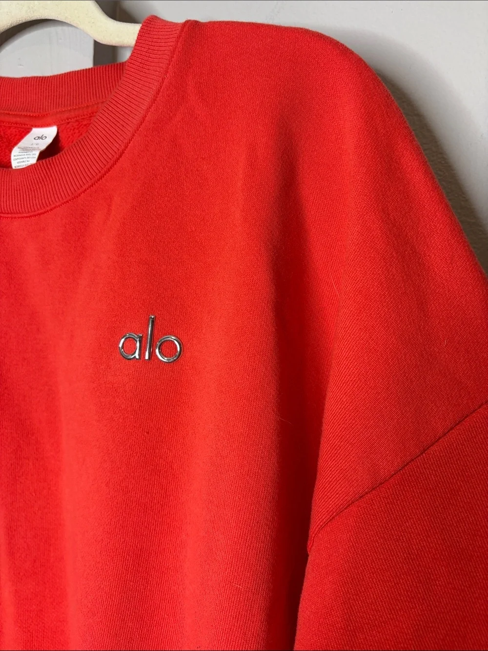 Alo Yoga Red Accolade Crew Neck Pullover Oversized Sweatshirt Large - Picture 6 of 15